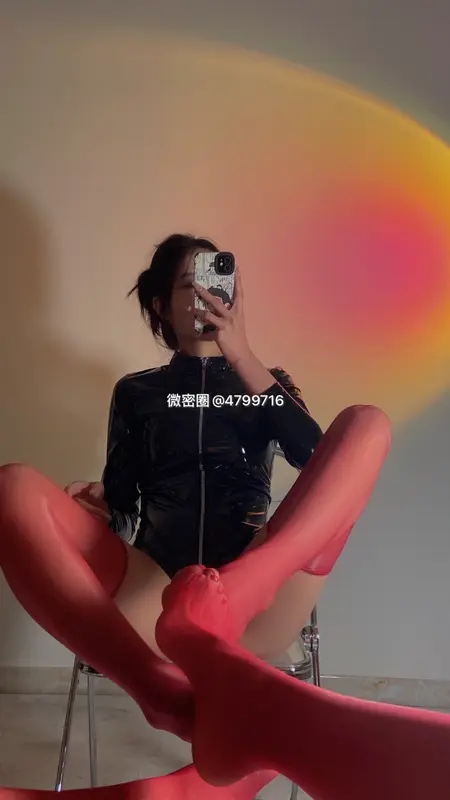 001.徐绾绾yyyy-微密圈系列图片-第一部分 - 徐绾绾yyyy